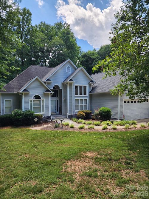 4-135 Pinecroft Ct, Troutman, NC, 28166-7618 | Card Image