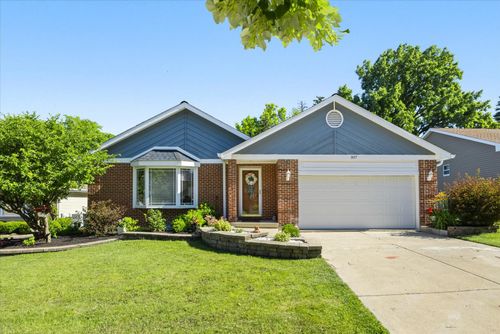 307 Terry Ln, Bloomingdale, IL, 60108-1864 | Card Image