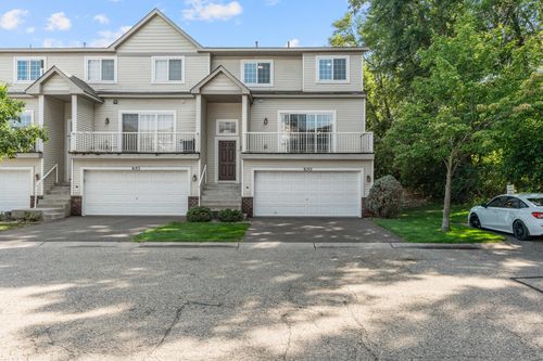 8195 Darcy Ln, Inver Grove Heights, MN, 55076-3832 | Card Image