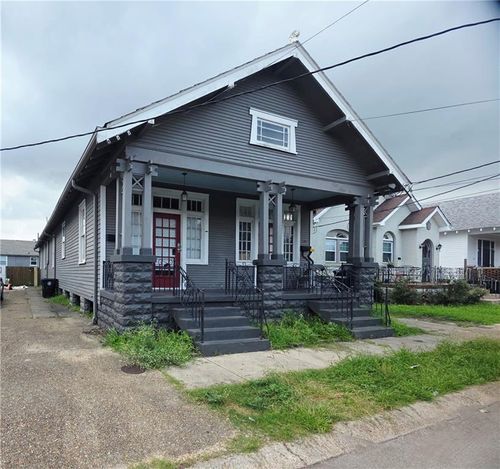 1676 Abundance St, New Orleans, LA, 70119-1727 | Card Image