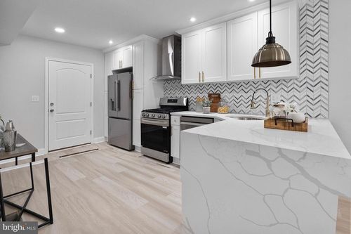 5305 Barbara Ave, BALTIMORE, MD, 21206-5238 | Card Image