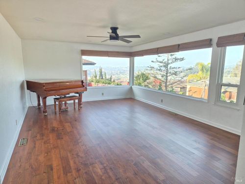 453 Clark Drive, Vallejo, CA, 94591 | Card Image