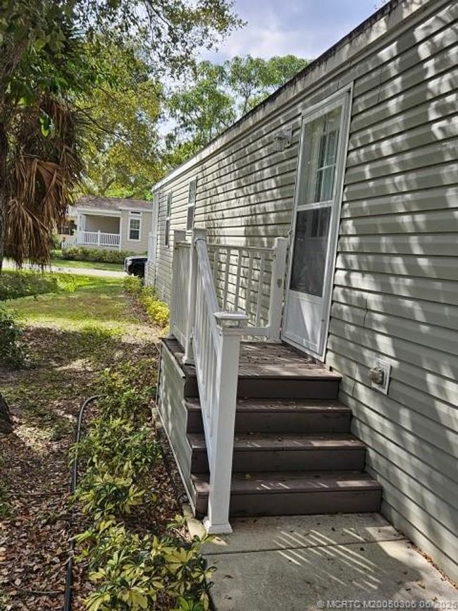LOT-198 - 2555 Pga Blvd, House other with 2 bedrooms, 2 bathrooms and 1 parking in Palm Beach Gardens FL | Image 6