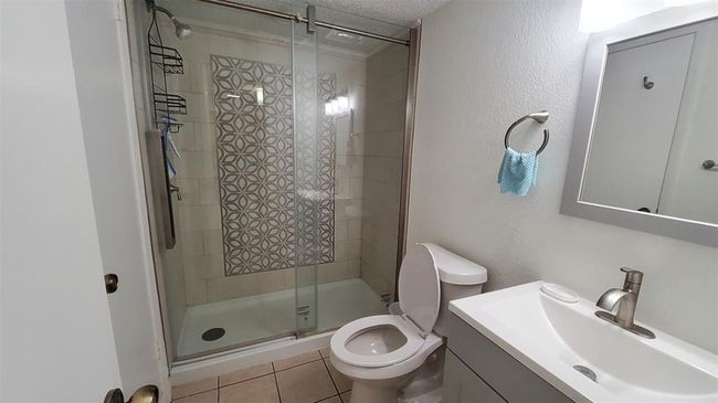 APT-228 - 2611 Grants Lake Blvd, Townhouse with 2 bedrooms, 1 bathrooms and 1 parking in Sugar Land TX | Image 26
