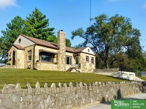 1104 Avenue G, Plattsmouth, NE, 68048-1068 | Card Image