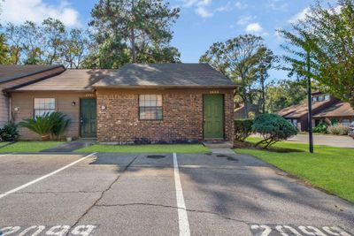 2099 Continental Avenue, Townhouse with 2 bedrooms, 1 bathrooms and null parking in Tallahassee FL | Image 2