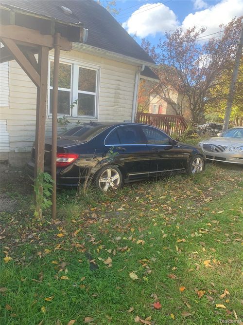 2313 S Rundle Ave, Lansing, MI, 48910-2744 | Card Image