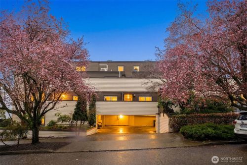 202-2219 14th Avenue W, Seattle, WA, 98119 | Card Image