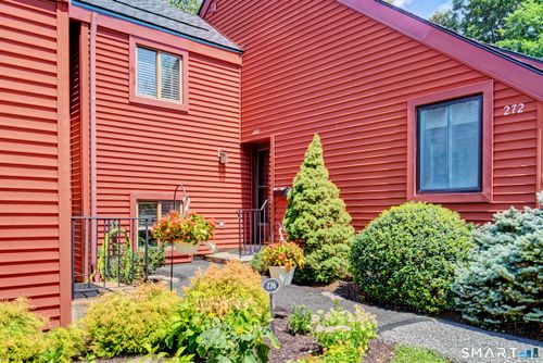 272 Hollister Way W, Glastonbury, CT, 06033 | Card Image