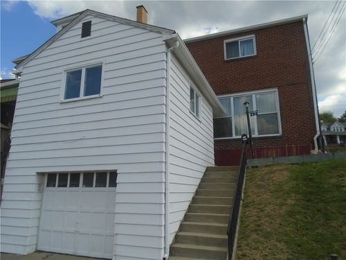 416 Duss Ave, Ambridge, PA, 15003-2108 | Card Image