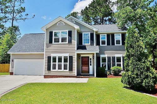 408 Hampshire Pl, Jacksonville, NC, 28546-3213 | Card Image