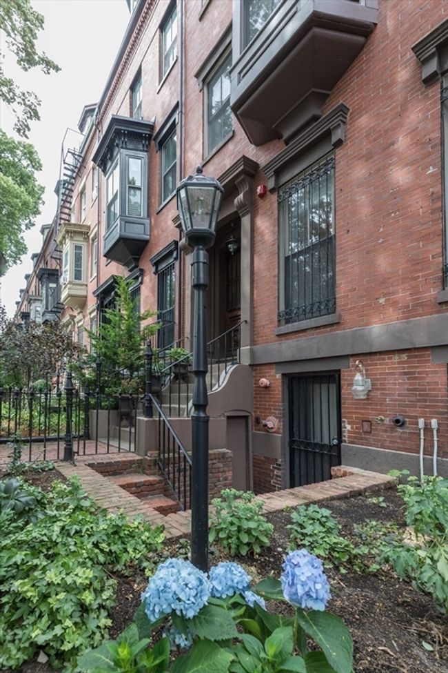 APT-2 - 41 Worcester St, Condo with 2 bedrooms, 2 bathrooms and null parking in Boston MA | Image 25