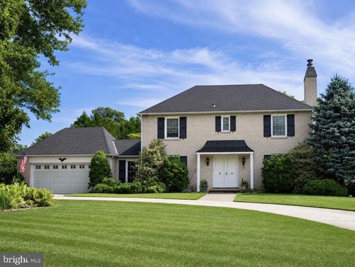 305 Continental Ln, PAOLI, PA, 19301-2001 | Card Image