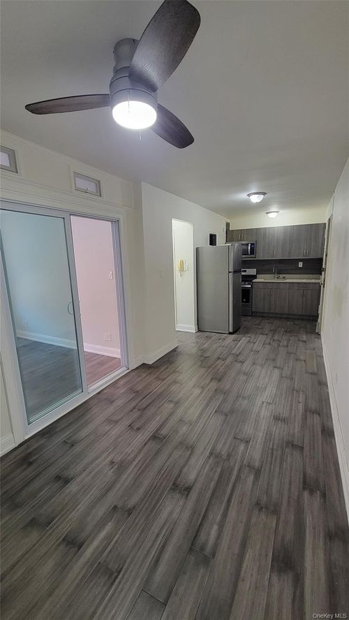 apt-3f-141-60 84th Rd, Briarwood, NY, 11435-1939 | Card Image