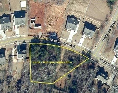 4813 River Bottom Dr, Gainesville, GA, 30507-8161 | Card Image