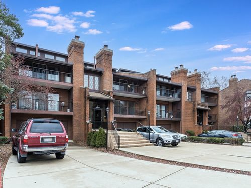 apt-2s-7 Cinnamon Creek Dr, Palos Hills, IL, 60465-1047 | Card Image