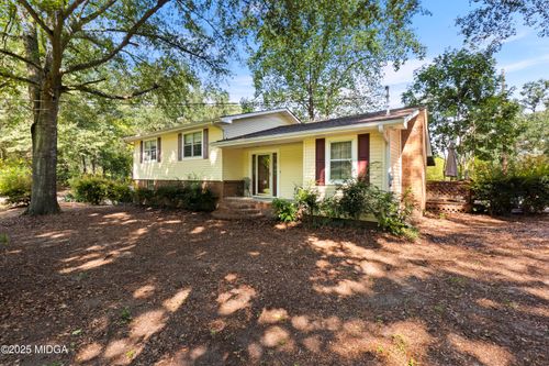 7474 Bentley Dr, Macon, GA, 31216-7304 | Card Image