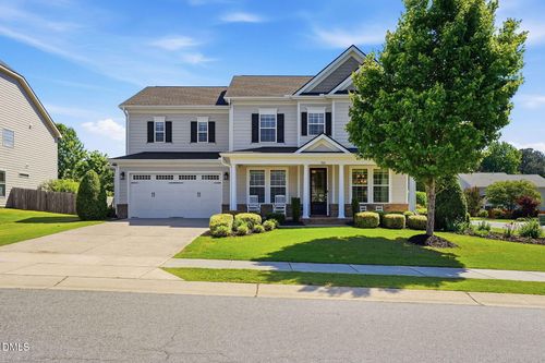 768 Kerr Lake Dr, Fuquay Varina, NC, 27526-3956 | Card Image