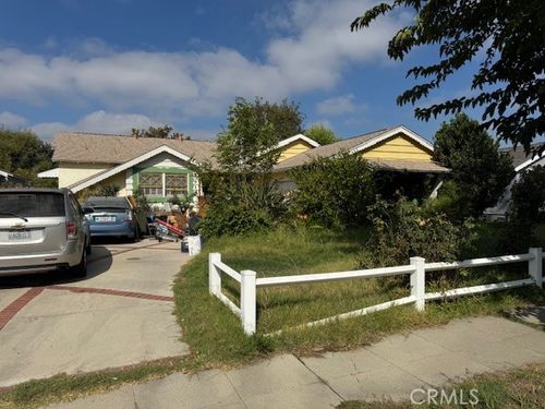 8915 Odessa Ave, North Hills, CA, 91343-4110 | Card Image