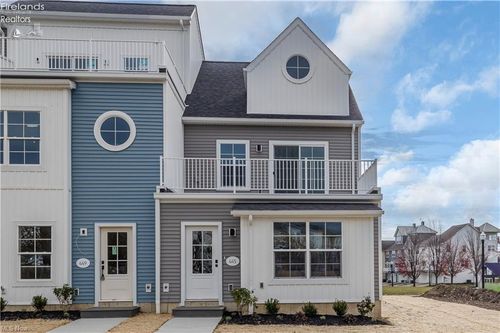 445 Harbor Lane, Lorain, OH, 44052 | Card Image