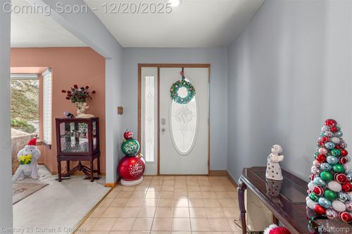 28237 W Huron River Dr, Flat Rock, MI, 48134-9745 | Card Image