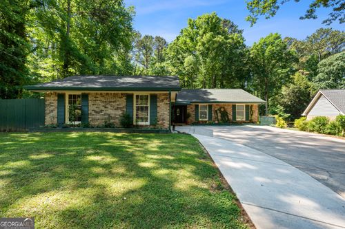 230 Ridge Rd, Tyrone, GA, 30290-1932 | Card Image