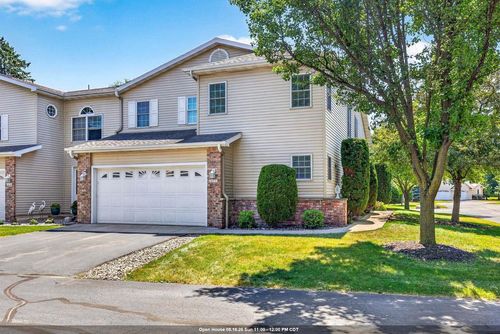 1027 E Green Tree Court, APPLETON, WI, 54915 | Card Image