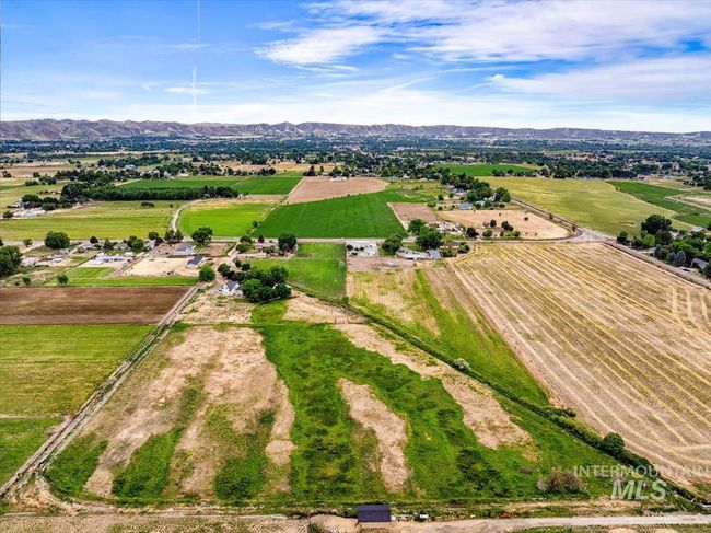378 E Black Canyon Hwy, House other with 5 bedrooms, 2 bathrooms and null parking in Emmett ID | Image 45