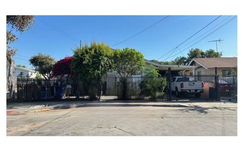 1664 E 66th, Los Angeles, CA, 90001 | Card Image