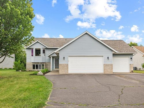 6735 378th St, North Branch, MN, 55056-5784 | Card Image