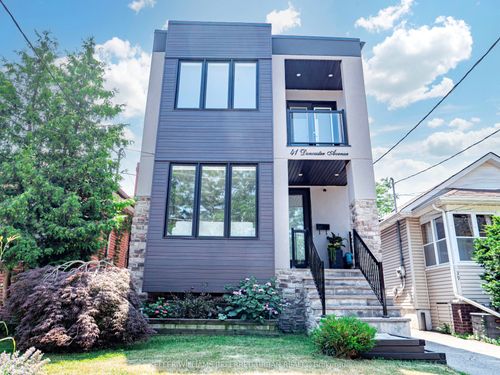 41 Doncaster Ave, East York, ON, M4C1Y6 | Card Image