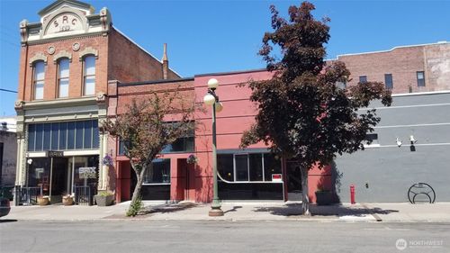 107 W 3rd Ave, Ellensburg, WA, 98926-3353 | Card Image