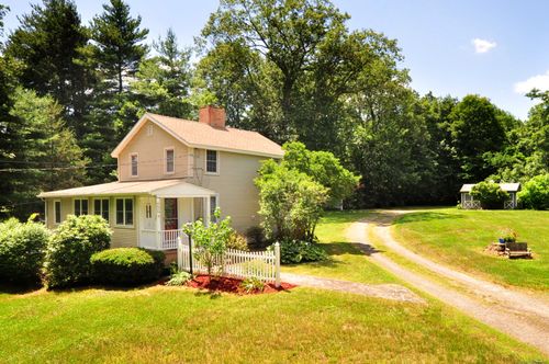 497 Old Field Rd, Southbury, CT, 06488-1816 | Card Image