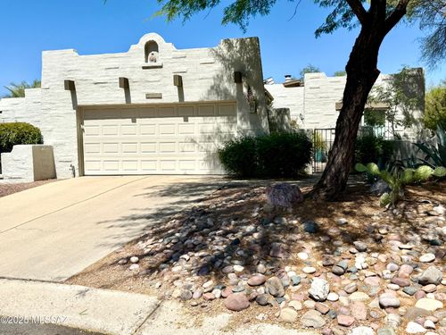 4639 N Covey Ln, Tucson, AZ, 85750-6218 | Card Image