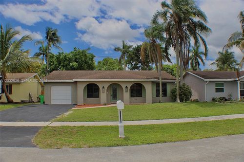 10784 Nw 23rd Ct, Sunrise, FL, 33322-2502 | Card Image