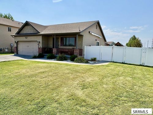 3518 Pearce Dr, Idaho Falls, ID, 83401-3509 | Card Image