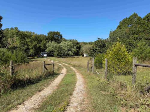 387 Kevin Rd, Jessieville, AR, 71949-9309 | Card Image