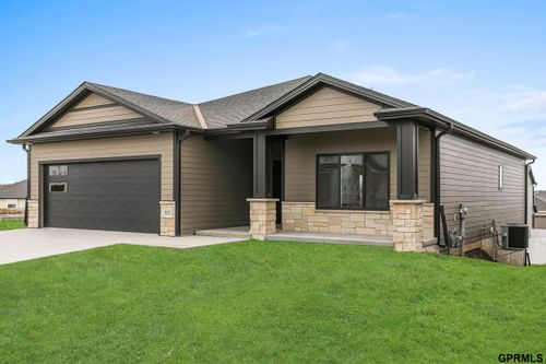 205 N 105th St, Lincoln, NE, 68527-2538 | Card Image