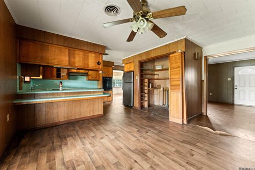 403 Vatican Dr, Donaldsonville, LA, 70346-4017 | Card Image