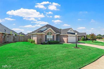 202 Afton Place, House other with 3 bedrooms, 2 bathrooms and null parking in Bossier City LA | Image 3