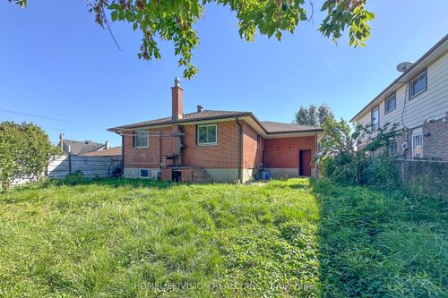 530 Dean Ave, Oshawa, ON, L1H3E5 | Card Image