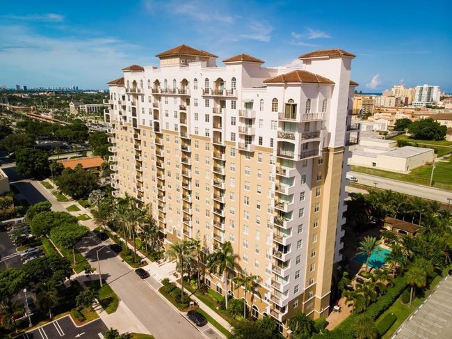 APT-512 - 616 Clearwater Park Rd, Condo with 2 bedrooms, 2 bathrooms and null parking in West Palm Beach FL | Image 22