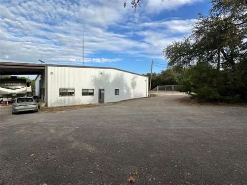 8862 Highway 290 W, Austin, TX, 78736-7805 | Card Image