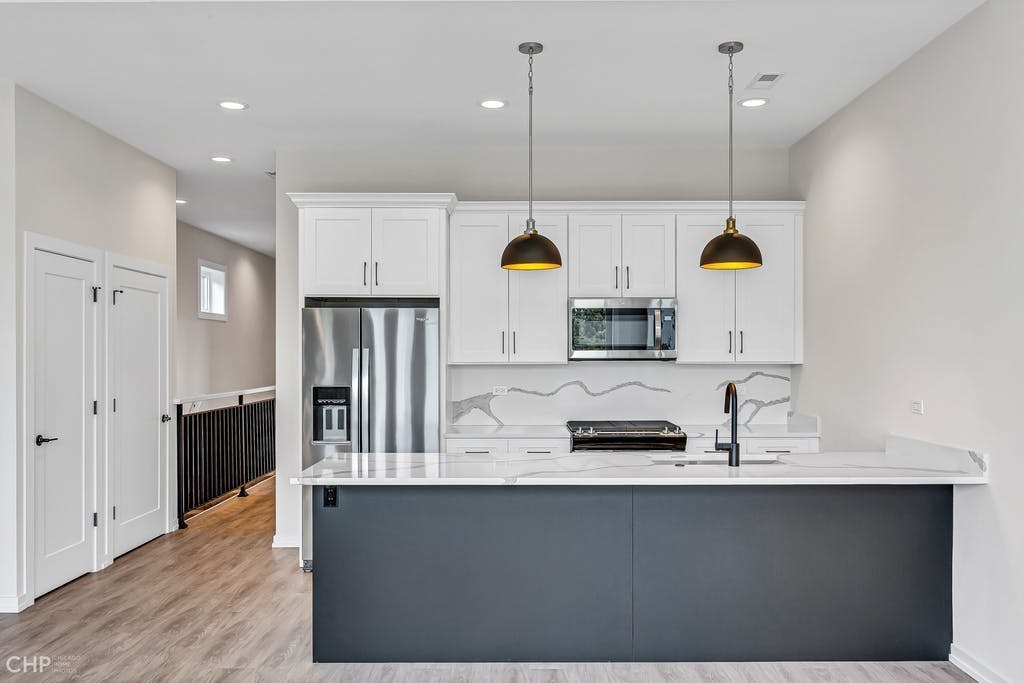 Residential Lease in Chicago 3