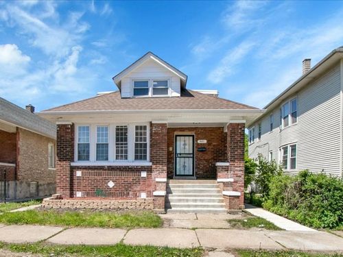 11412 S King Dr, Chicago, IL, 60628-5012 | Card Image