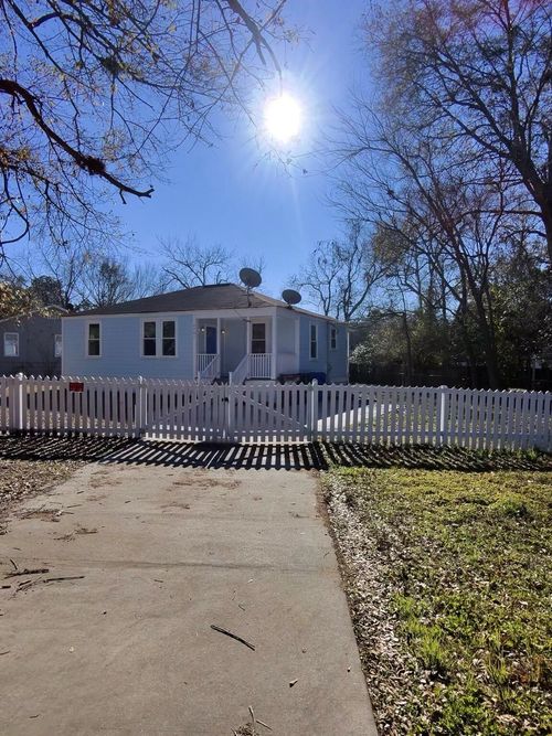 2701 Decatur St, North Charleston, SC, 29405-8610 | Card Image
