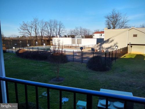 115-203-118 Duvall Ln, GAITHERSBURG, MD, 20877-1648 | Card Image