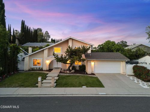 30623 Lakefront Dr, Agoura Hills, CA, 91301-1933 | Card Image