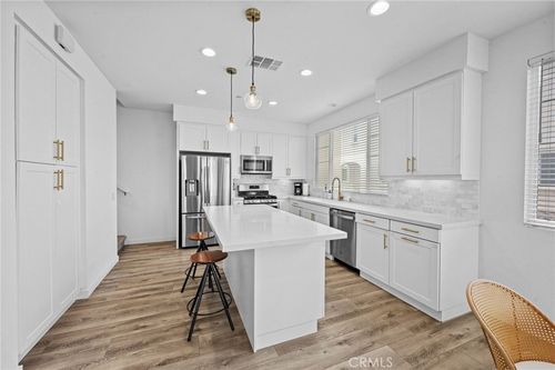 322 Ford Rd, Costa Mesa, CA, 92627-2275 | Card Image