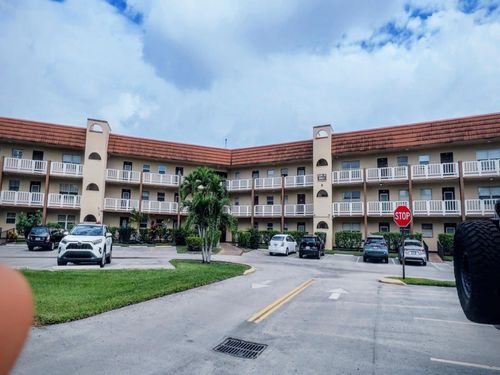 307-8901 Sunrise Lakes Blvd, Sunrise, FL, 33322-6068 | Card Image